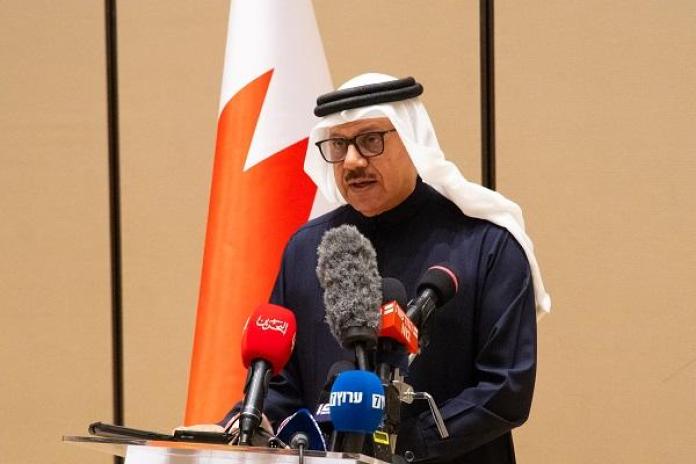 وزير خارجية البحرين يؤكد أنه لا يوجد خلاف حول الحوار مع قطر