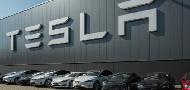 Tesla تسجل أرباحًا قياسية في الربع الأخير من عام 2022